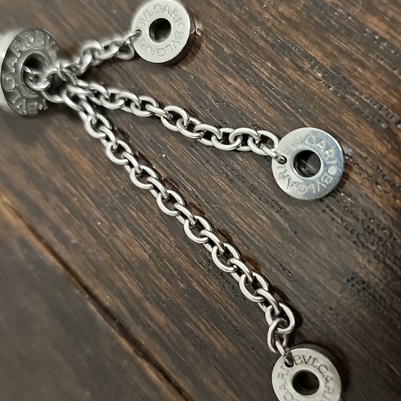 Elegant Silver Necklace with Pendant 16" - Picture 3 of 6